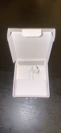 Left Apple Airpod Generation 2 (Never User Brand New)