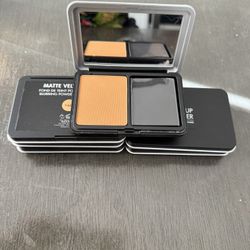 MakeUp Forever Powder Foundation