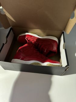 Jordan 11s