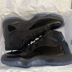 Jordan 11 Gamma Size 10
