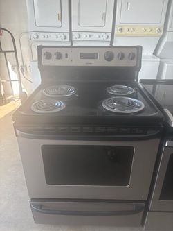 Hotpoint Electric Coil Range Stove