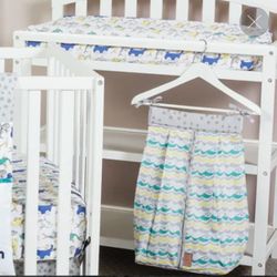 NEW Trend Lab, Dr. Seuss “New Fish” Diaper Stacker & Changing Pad Cover Set