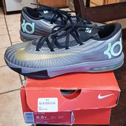 Nike KD VI youth 6.5