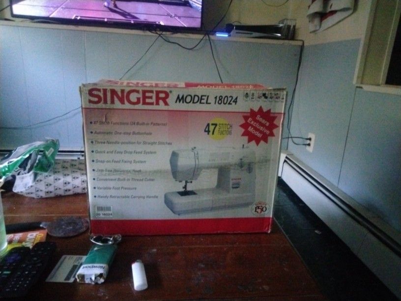 Singer Sewing Machine Model 18024