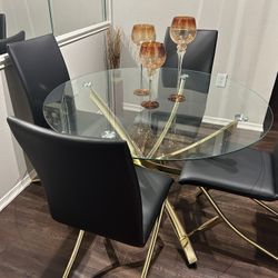 4 Piece Table Set 