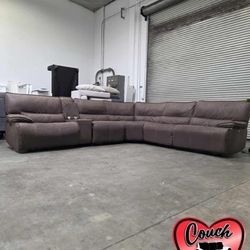 ‼️Liquidation Sale‼️ Brower Fabric Power Reclining Sectional  (Free Delivery)