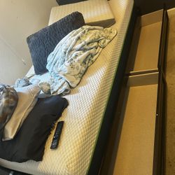 Twin Bed 