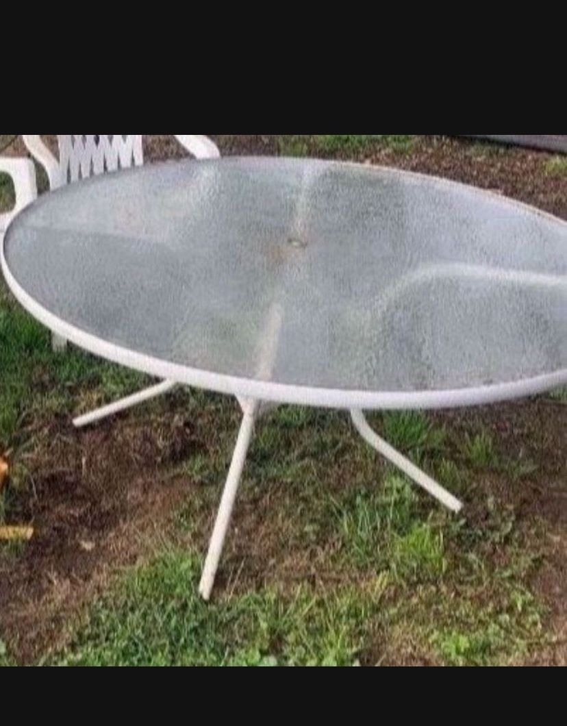 Large Table And 4 Chair