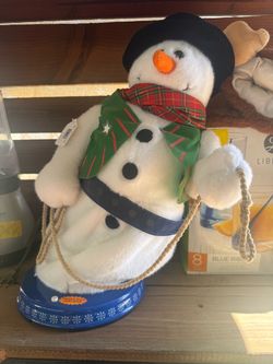 Musical country singer snowman