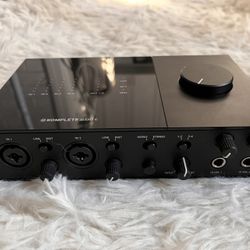 Komplete Audio 6 (Audio Interface)