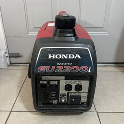 Honda EU2200 i, Quiet, Good condition, Work perfectly 