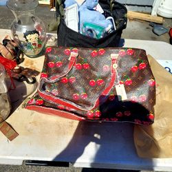 Authentic Louis Vuitton Purse New