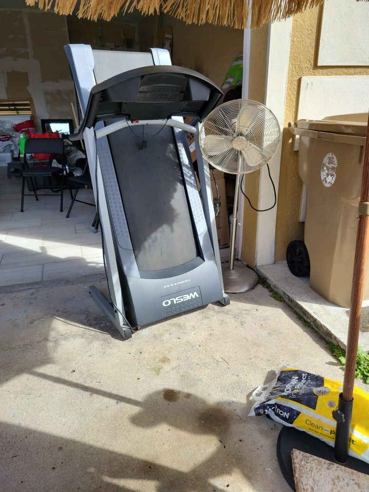 Treadmill WESLO