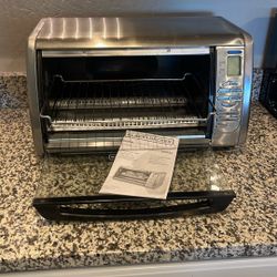 Convection toaster oven