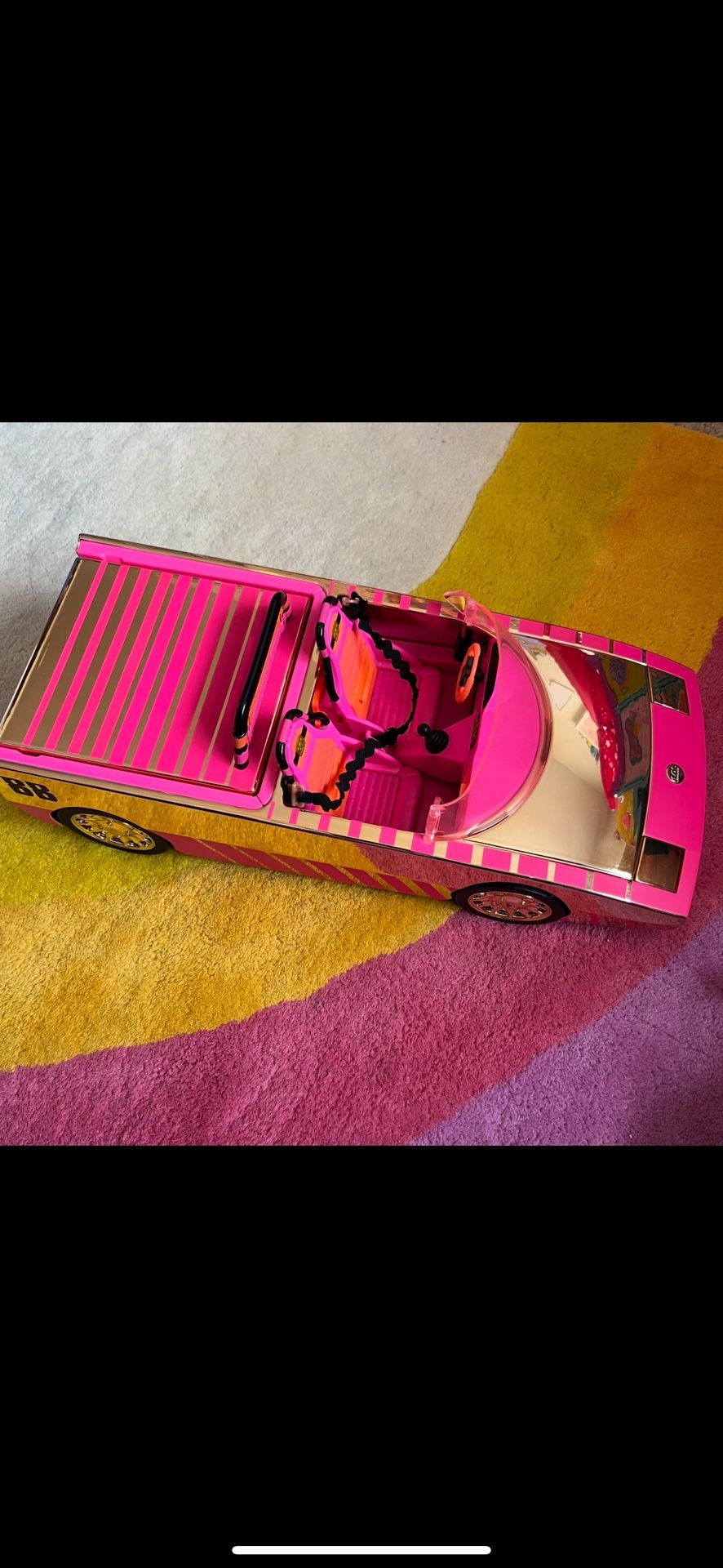 Lol surprise omg doll gold pink car. Light scuffs and scratches to car. $10