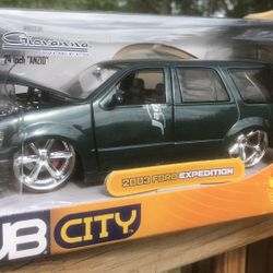  1:24 Scale Dub City Expedition 