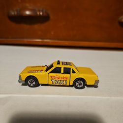 1983 Hot Wheels Crack-Ups City Taxi