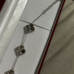 Full Silver Clover Bracelet