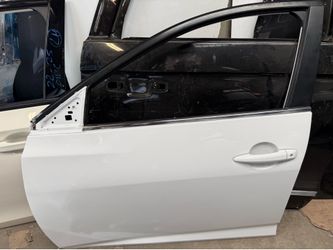 2020 2022 2024 Nissan Sentra Front door LH