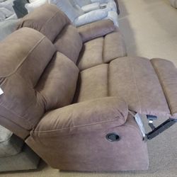 Double Reclining Stunning Nice Couch 