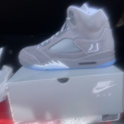 Jordan 5 grey wolf