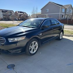 2013 Ford Taurus