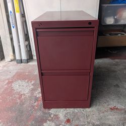 Metal File cabinet 