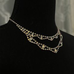 Beautiful silver necklace! 