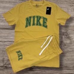 Nike Short & Tee Set 