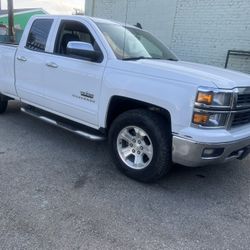 Chevrolet Silverado, 2015, Z71 Acepto Carro A Cambio