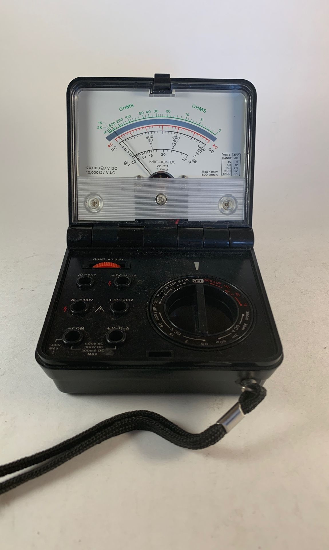 Micronta 22-211 Multi-Meter with Leads Tested & Working