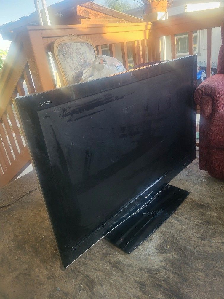 TV