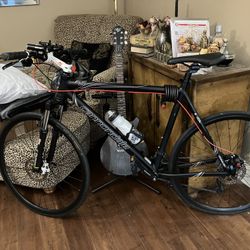 Cannondale Hybrid, 700C Wheels 