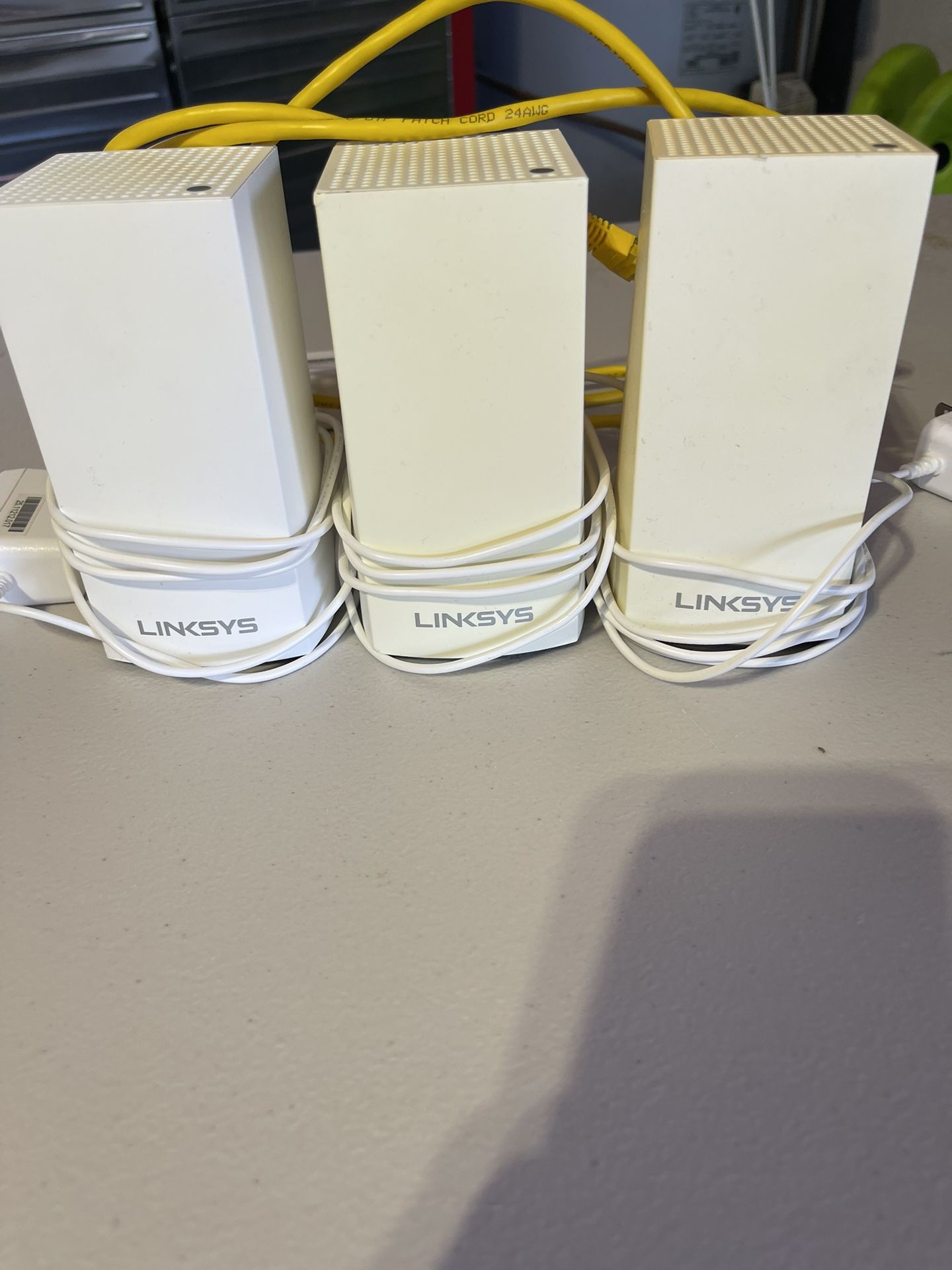3 Linksys Velop Tri-Band Home Mesh Wi-Fi Systems