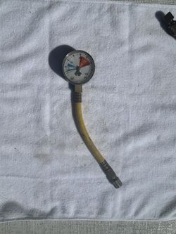 Like New Dayton Freon Pressure Gauge