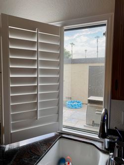 SAME DAY PRICING! Custom Interior Shutters- REAL WOOD, LIFETIME WARRANTY, Plantation Shutters, Window Treatments, Window Coverings, Persianas de Mader