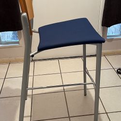 4 Modern Bar Stool 