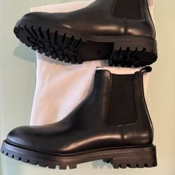 CHUNKY CHELSEA BOOTS