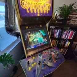Gauntlet Legends Arcade Machine