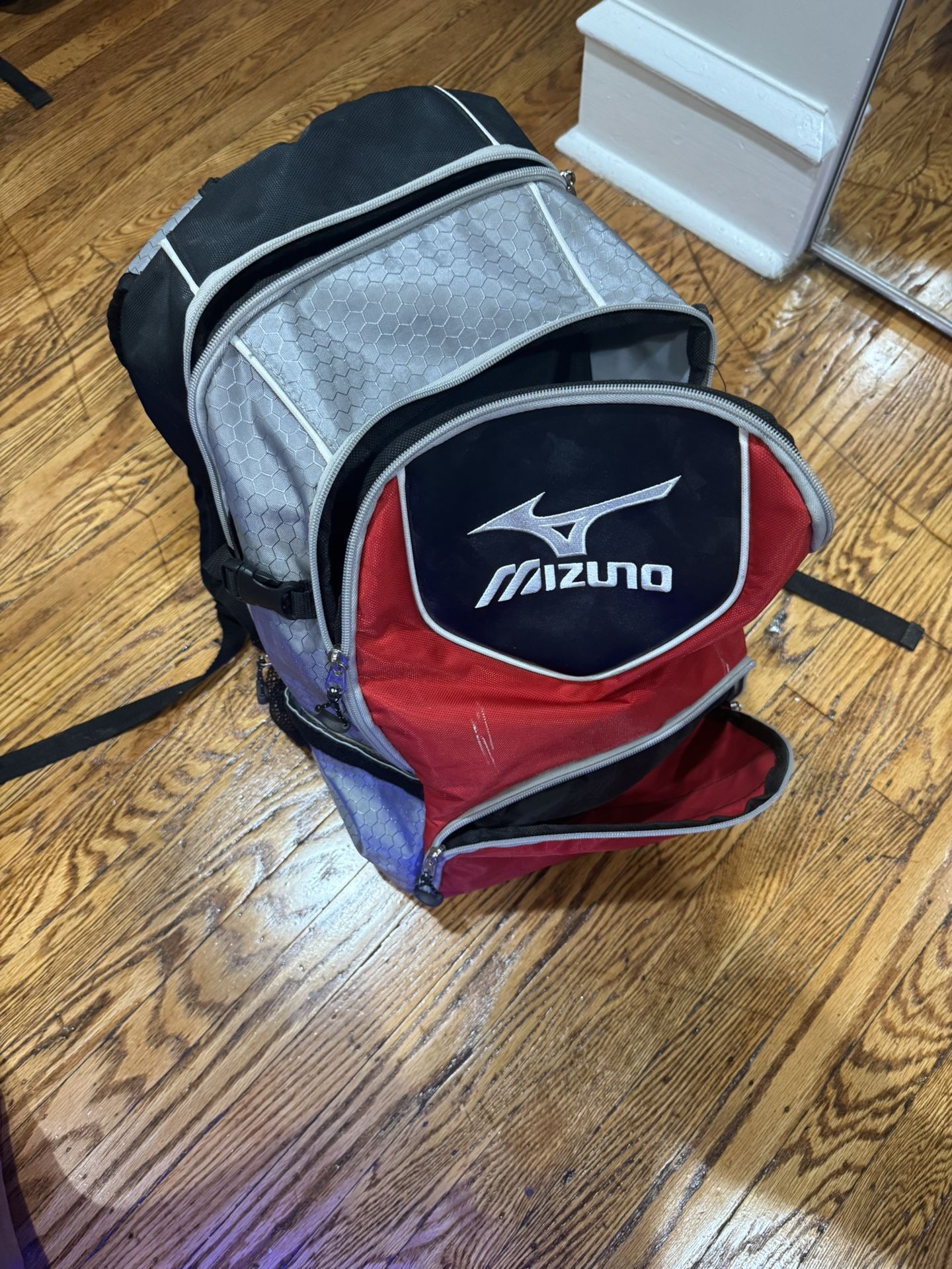 Baseball equipment