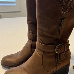 8 and 1/2 Tall Leather Boots