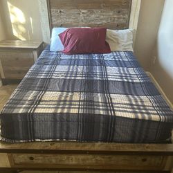 Rustic Queen Size Bedroom Set