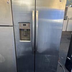 GE Refrigerator 