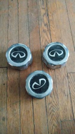 3 cover cap for infinity qx4 1997 $5 dollars used but good