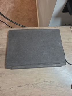 Microsoft Surface Pro 8