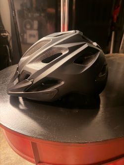 Cannondale quick adult bike helmet