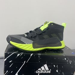 Adidas Size 6 $70.00