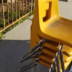 Cool Yellow Chairs For Seating  5 For $45