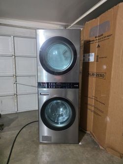 Lg thinQ tower washer and electric dryer