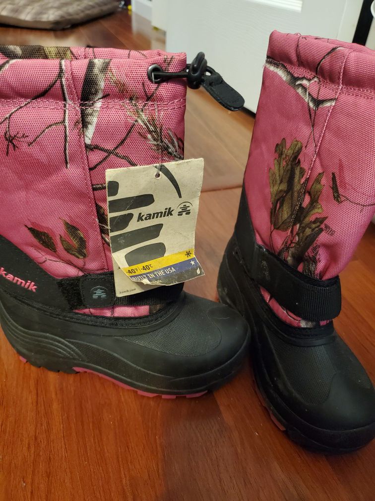 Kamik snow boots